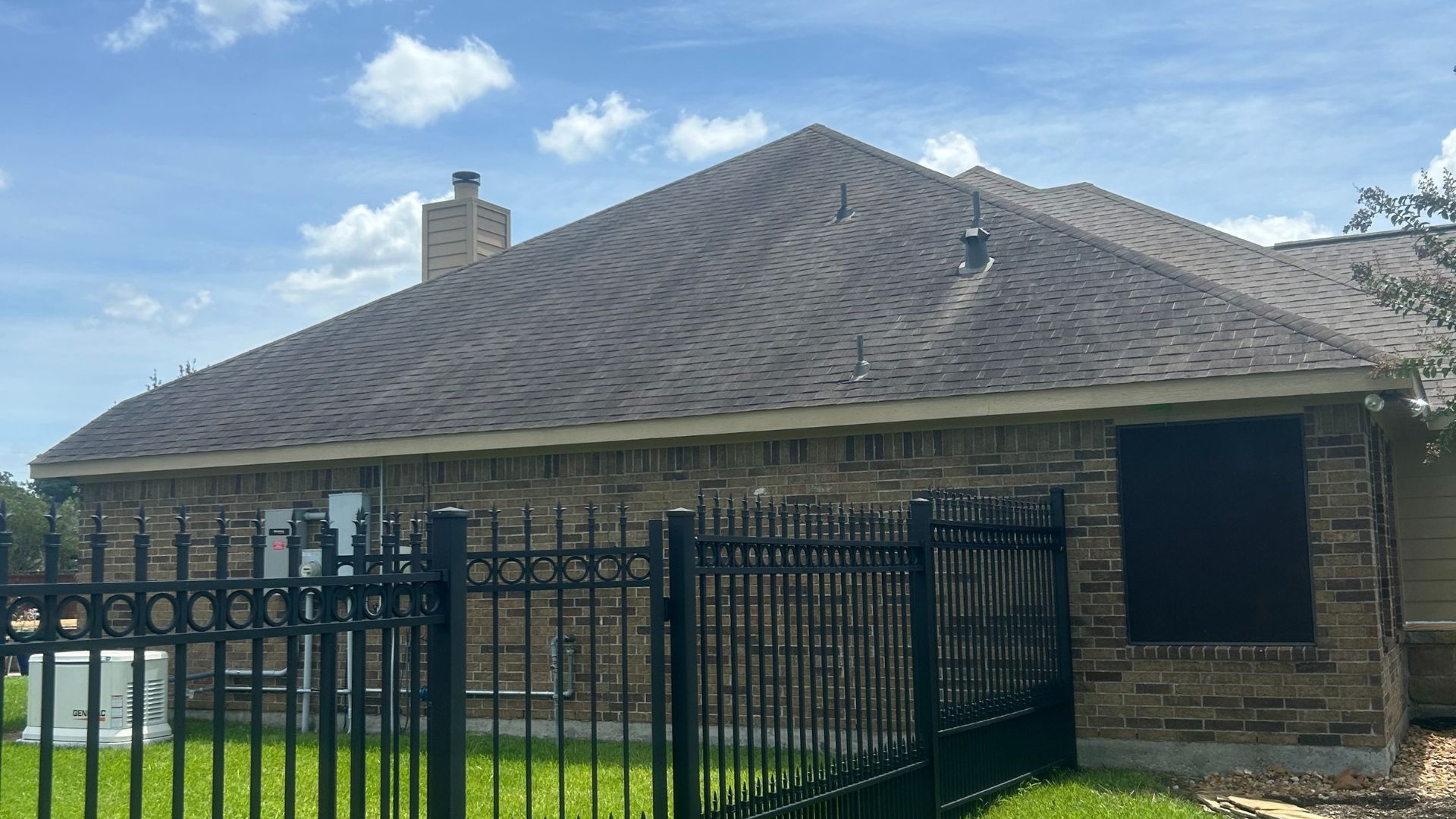 dirty roof before - JR4U Pressure Washing